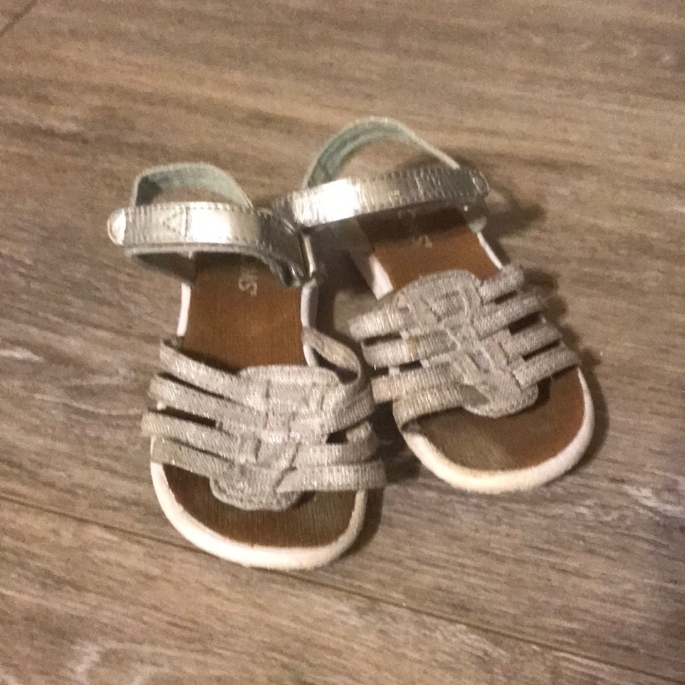 4 for $20! Silver Toms sandals. Gently used! Sz 8
